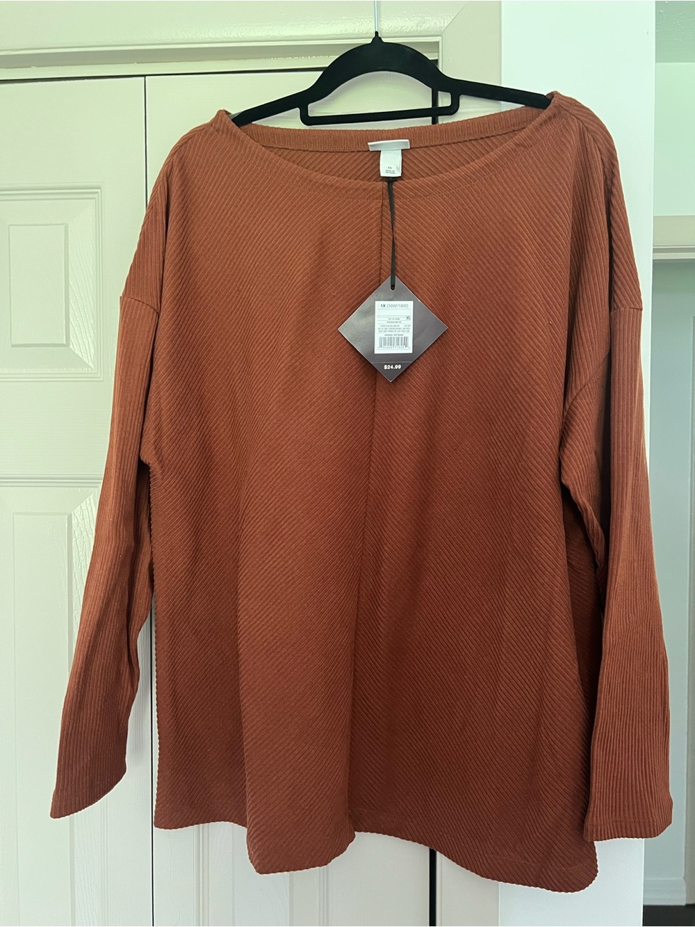 *NWT* Ava and Viv Women's Ribbed Crewneck Long-Sleeve Top - Rust